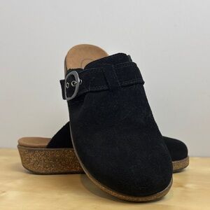 Orthofeet Casey Black Suede Mules